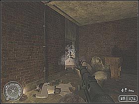 Dokładnie badaj kolejne pomieszczenia, likwidując przy tym napotykanych Nazistów (screen 1) - Comrade Sniper (1) | Fortress Stalingrad | Misja Call of Duty 2 - Call of Duty 2 - poradnik do gry