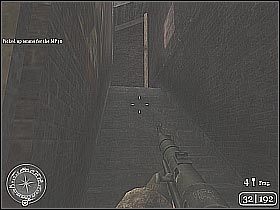 Po zbadaniu nowego pomieszczenia skieruj się do znajdującej kawałek dalej dziury (screen 1) - Comrade Sniper (1) | Fortress Stalingrad | Misja Call of Duty 2 - Call of Duty 2 - poradnik do gry