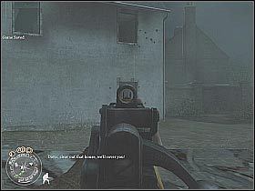 Teraz będziesz musiał wbiec do środka, w czasie gdy reszta drużyny będzie Cię próbowała osłaniać - The Tiger (1) | The Battle for Caen | Misja Call of Duty 2 - Call of Duty 2 - poradnik do gry