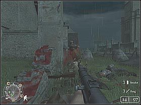 Wbiegnij do znajdującego się obok budynku, który będziesz musiał dokładnie oczyścić (screen 1) - The Tiger (2) | The Battle for Caen | Misja Call of Duty 2 - Call of Duty 2 - poradnik do gry