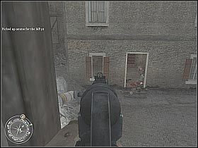 Zeskocz na dół i ruszaj dalej - The Crossing Point (3) | Crossing the Rhine | Misja Call of Duty 2 - Call of Duty 2 - poradnik do gry