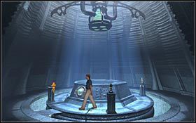 Całość ożyła, podłoga na środku opadła i wysunęła się kolumna z dziwną postacią w środku - ŚWIĄTYNIA BOGÓW (2) | MEKSYK | Nibiru Wysłannik Bogów - Nibiru: Wysłannik Bogów - poradnik do gry