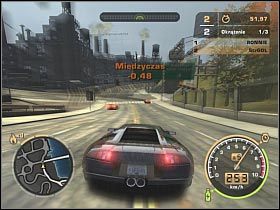 Po dotarciu do końcowej części tunelu wybierz prawą odnogę i bezbłędnie pokonaj długi łuk - GŁÓWNY POJEDYNEK | Czarna lista 3 - Ronnie | Need for Speed Most Wanted (2005) - Need for Speed: Most Wanted (2005) - poradnik do gry