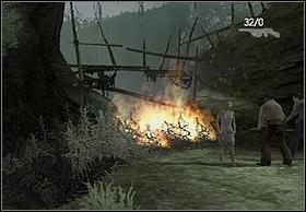 Teraz szybko podpal kolejną włócznię i przejdź pod korzeniami (zanim pająki nie zjedzą mięsa i nie wrócą na swoje stare miejsce) - [Solucja] In The Mud cz.1 | Peter Jacksons King Kong - Peter Jacksons King Kong - poradnik do gry