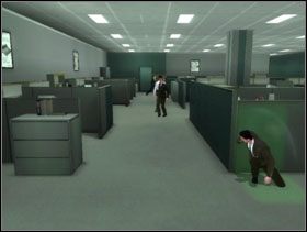 Zaczynamy w naszym boksie i od razu biegniemy do boksu naprzeciwko (obrazek 1) - Theyre Coming for You, Neo - The Matrix: Path of Neo - poradnik do gry