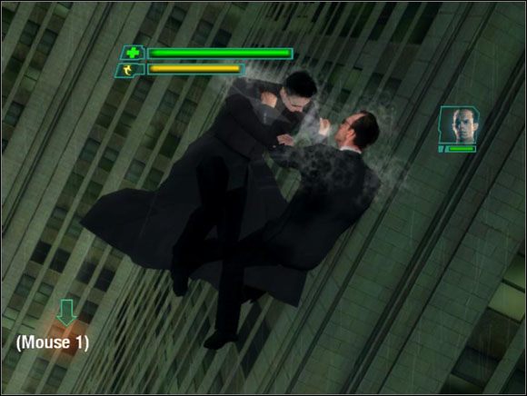 W powietrzu, jeśli przeciwnik jest daleko, czekamy aż nas zaatakuje (poleci jak torpeda w naszą stronę) i wykonujemy unik (naciskamy sam przycisk uniku bez żadnych przycisków kierunkowych) - Mr. Anderson, Welcome Back - The Matrix: Path of Neo - poradnik do gry