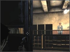 Zanim wejdziesz na górę, przeszukaj torbę z narzędziami w [38] - są w niej: plastykowa butelka , 2 szmaty , 2 flaszki z eterem i zestaw urządzeń - [04] Sneaking around cz.2 | Cold War Szpieg Zimnej Wojny - Cold War: Szpieg Zimnej Wojny - poradnik do gry