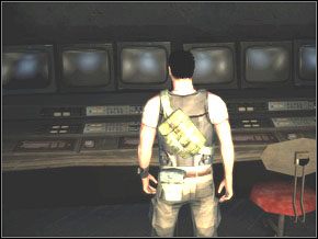 Uważając na kamerę w [26] pobiegnij do [22] i zastrzel strażnika widocznego na lewym obrazku powyżej - [08] Getting Out cz.2 | Cold War Szpieg Zimnej Wojny - Cold War: Szpieg Zimnej Wojny - poradnik do gry