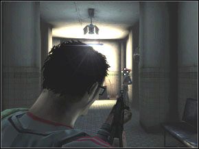 W [11] znajdziesz folder (40 punktów techniki), w [12] kolejny folder (również 40 punktów techniki), a w [13] plastykową butelkę - [13] Blackout cz.1 | Cold War Szpieg Zimnej Wojny - Cold War: Szpieg Zimnej Wojny - poradnik do gry