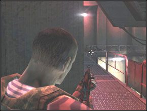 Zakradnij się za strażnika widocznego na lewym obrazku powyżej, stojącego w [14] - [18] Meltdown cz.2 | Cold War Szpieg Zimnej Wojny - Cold War: Szpieg Zimnej Wojny - poradnik do gry