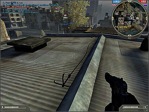 Lepiej nie wykorzystywać haku w charakterze broni - tym nie da się nikogo zabić - Grappling Hook | Wyposażenie | Battlefield 2 Jednostki Specjalne - Battlefield 2: Jednostki Specjalne - poradnik do gry