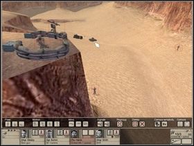 Wczołgaj się na nie snajperem i wykończ nieprzyjaciół, których zobaczysz przed sobą: na lewo, na skale - celowniczego karabinu maszynowego MG-42, Fryca z Panzerschreckiem i niemieckiego strzelca wyborowego a poniżej i na prawo - kilku (trzech) przechadzających się Niemiaszków - Misja 2 Snakebite (2) | Operacja Heat | Hidden and Dangerous 2 Drużyna Szabla - Hidden and Dangerous 2: Drużyna Szabla - poradnik do gry