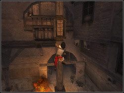 Wskocz na środkową kolumnę i wdrap się po niej do góry - Poradnik do gry - [01] The Ramparts (wały obronne) | Prince of Persia Dwa Trony - Prince of Persia: Dwa Trony - poradnik do gry