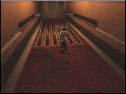 Druga pułapka liczy sześć tarcz, mknących po równoległych torach wzdłuż korytarza - [23] The Bowery (buduar) | Prince of Persia Dwa Trony - Prince of Persia: Dwa Trony - poradnik do gry