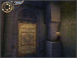 Po walce udaj się na koniec podwórka, wejdź na półokrągły balkon - [33] The Hanging Gardens (wiszące ogrody) | Prince of Persia Dwa Trony - Prince of Persia: Dwa Trony - poradnik do gry