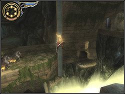 Wisząc na płaskorzeźbie ponownie wybij się do góry i złap występu powyżej - [37] The Underground Cave (podziemna grota) | Prince of Persia Dwa Trony - Prince of Persia: Dwa Trony - poradnik do gry