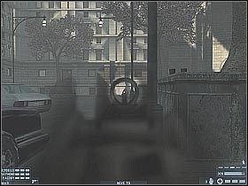 Po oczyszczeniu całego placu skieruj się do wejścia prowadzącego do banku (#1) - [Misja 01] [Segment 3/3] South Africa | Rainbow Six Lockdown - Tom Clancys Rainbow Six: Lockdown - poradnik do gry