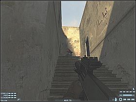 Teraz będziesz musiał skorzystać ze znajdujących się tu drzwi (#1) - [Misja 02] [Segment 2/2] Algeria | Rainbow Six Lockdown - Tom Clancys Rainbow Six: Lockdown - poradnik do gry