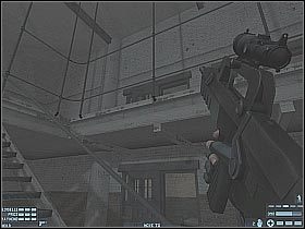 Skorzystaj z charakterystycznych schodów (niedaleko zabitego gostka) - [Misja 04] [Segment 2/2] Amsterdam | Rainbow Six Lockdown - Tom Clancys Rainbow Six: Lockdown - poradnik do gry