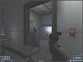 Teraz skorzystaj z zaznaczonej przez grę konsoli w celu ustalenia lokalizacji bomby (#1) - [Misja 05] [Segment 1/2] Parliament | Rainbow Six Lockdown - Tom Clancys Rainbow Six: Lockdown - poradnik do gry