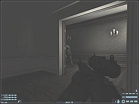 Ostrożnie posuwaj się do przodu - [Misja 06] [Segment 2/2] University | Rainbow Six Lockdown - Tom Clancys Rainbow Six: Lockdown - poradnik do gry