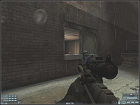 Skieruj się do jedynych możliwych drzwi - [Misja 10] [Segment 2/2] Docks | Rainbow Six Lockdown - Tom Clancys Rainbow Six: Lockdown - poradnik do gry