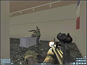 Po zabezpieczeniu terenu skieruj się do bomby, a następnie skorzystaj z laptopa (#1) w celu jej rozbrojenia - [Misja 13] [Segment 1/2] NATO Summit | Rainbow Six Lockdown - Tom Clancys Rainbow Six: Lockdown - poradnik do gry