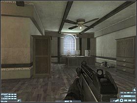 Możesz już podejść do komputera Vanderwaala i skorzystać z niego w celu uzyskania niezbędnych informacji (#1) - [Misja 14] [Segment 2/2] Estate | Rainbow Six Lockdown - Tom Clancys Rainbow Six: Lockdown - poradnik do gry