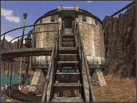 Będąc przy jednej ze ścian najpierw odkręciłem kurek zamontowany na rurce, a następnie obróciłem się i ruszyłem kołem, pociągnąłem za kolejną dźwignię, a na końcu podniosłem rączkę w ścianie - Part III | Solucja Riven The Sequel to Myst - Riven: The Sequel to Myst - poradnik do gry