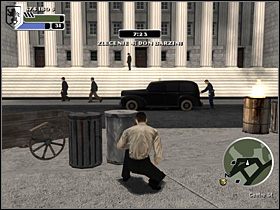 Po obejrzeniu krótkiej scenki rozmawiamy ze stojącym nieopodal wysłannikiem - Chrzest ognia | Solucja Ojciec chrzestny - Ojciec chrzestny - poradnik do gry