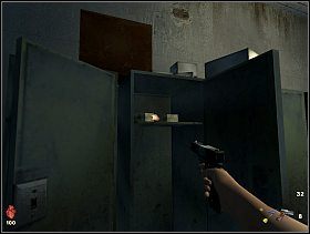 Na walizce koło zlewu znajdujemy pilnik do metalu, w szafkach znajdujemy także amunicję, konserwę, a na podłodze i jednej z szafek butelki - [Solucja] Pokoje pacjentów | Bloodline Uśpione zło - Bloodline: Uśpione zło - poradnik do gry