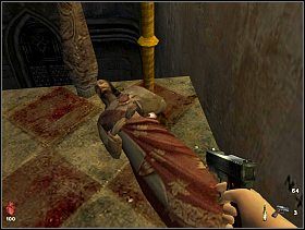 Zaraz za schodami są drzwi prowadzące na balkon, znajdziemy tam drugą figurkę Jezusa - [Solucja] Kościół | Bloodline Uśpione zło - Bloodline: Uśpione zło - poradnik do gry