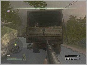 Wyeliminuj strzelcem jak największą grupę osób, po czym przełącz się na szpiega i dobij wszystkich, którzy jeszcze żyją [1] - Misja 4 - Under Their Noses | Solucja Commandos Strike Force - Commandos: Strike Force - poradnik do gry