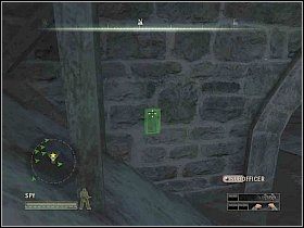 Wyjdź na zewnątrz i skieruj się w stronę drogi prowadzącej na most [1] - Misja 7 - Cats Eye | Solucja Commandos Strike Force - Commandos: Strike Force - poradnik do gry