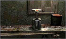 Wyjmij wieczko od puszki i ustaw je na podpórce. Teraz ułóż na wieczku proszek zmieszany z afrykańską rośliną. Podpal w piecyku, a ingrediencje połączą się. - PONIEDZIAŁEK 14 PAŹDZIERNIKA cz.5 | Scratches - Scratches - poradnik do gry