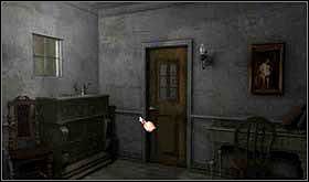 W kuchni znajduje się jeszcze troje drzwi: jedne prowadzą na zewnątrz budynku, drugie do pokoju służącej, a trzecie (aktualnie zamknięte) do piwnicy. Skieruj się do pokoju służącej. - SOBOTA 12 PAŹDZIERNIKA cz.2 | Scratches - Scratches - poradnik do gry