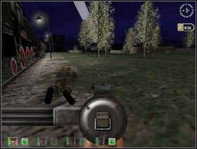 Ci z karabinem maszynowym powinni ostrożnie wychylić się w prawo przy lokomotywie i zlikwidować paru Szkopków (dwóch, być może jeszcze jakiś przybiegnie), których dojrzą przy działkach plot - Misja 3