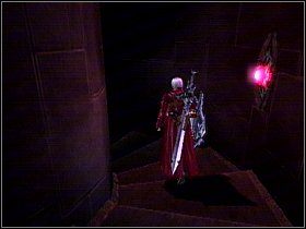 Po pojawieniu się na ekranie rusz przed siebie - [Solucja] Misja #13 - Devil May Cry 3: Dantes Awakening - poradnik do gry