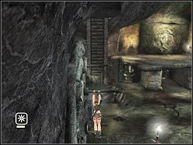 Teraz musisz przeskoczyć na znajdującą się w tym miejscu charakterystyczną drabinkę (#1) - Ghana - Pursuing James Rutland (2) | Etap 4 | Tomb Raider Legenda - Tomb Raider: Legenda - poradnik do gry