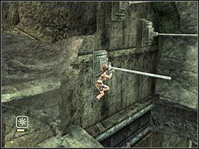 Musisz się teraz obrócić (cały czas wisząc), tak aby móc przedostać się na wyżej położony drążek (#1) - Ghana - Pursuing James Rutland (6) | Etap 4 | Tomb Raider Legenda - Tomb Raider: Legenda - poradnik do gry