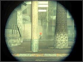 W dalszym ciągu przesuwaj się w stronę oznaczonego przez grę budynku - [Misja 06] Ready for bear - cz.2 | Tom Clancys Ghost Recon Advanced Warfighter - Tom Clancys Ghost Recon: Advanced Warfighter - poradnik do gry