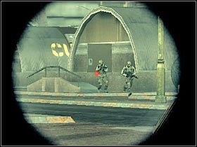 Do hangaru, w którym znajdują się czołgi proponowałbym podejść od góry (#1) - [Misja 06] Ready for bear - cz.3 | Tom Clancys Ghost Recon Advanced Warfighter - Tom Clancys Ghost Recon: Advanced Warfighter - poradnik do gry