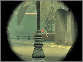 Zacznij teraz ostrożnie przesuwać się w stronę placu (#1) - [Misja 11][FINAŁ] NORAD on the line - cz.1 - Tom Clancys Ghost Recon: Advanced Warfighter - poradnik do gry