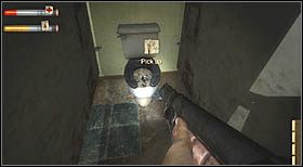 Blisko miejsca, obok którego idziesz za tropem rozlanej substancji znajdują się dwie ubikacje: damska i męska - Sekrety | CHAPTER II | Condemned Criminal Origins - Condemned: Criminal Origins - poradnik do gry