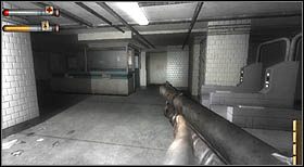 Idąc jedyną dostępną drogą, znów dotrzesz do miejsca, gdzie konieczne jest zniszczenie drzwi [#4] , siekierę minąłeś wcześniej w wiszących gablotach - Metro Station Platforms (1) | CHAPTER III | Condemned Criminal Origins - Condemned: Criminal Origins - poradnik do gry