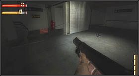 Te zwłoki ulokowane zostały koło miejsca, w którym konieczne jest przekroczenie łańcucha z czerwoną tabliczką (gdy to uczynisz, zostajesz automatycznie zaatakowany i strącony ze schodów) - Sekrety | CHAPTER III | Condemned Criminal Origins - Condemned: Criminal Origins - poradnik do gry