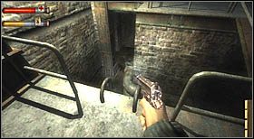 Zaatakuje Cię tu dwóch nieprzyjaciół, w tym jeden wyposażony będzie w broń palną - Grid 4 Subway Tunnels (2) | CHAPTER IV | Condemned Criminal Origins - Condemned: Criminal Origins - poradnik do gry
