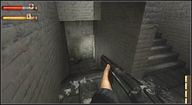 Drogę kontynuuj, idąc schodami w dół, znajdują się one za drzwiami niedaleko miejsca, gdzie zebrałeś ślady (zaatakuje Cię na nich jeden przeciwnik) - Barts Department Store (2) | CHAPTER V | Condemned Criminal Origins - Condemned: Criminal Origins - poradnik do gry