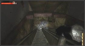 Tuż za nimi natkniesz się na nieczynne, ruchome schody - Barts Department Store (2) | CHAPTER V | Condemned Criminal Origins - Condemned: Criminal Origins - poradnik do gry