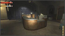 Na pierwszego ptaka natkniesz się zaraz na początku etapu, gdy opuścisz startowe pomieszczenie i idąc przez korytarz, dotrzesz do recepcji - Sekrety | CHAPTER VII | Condemned Criminal Origins - Condemned: Criminal Origins - poradnik do gry